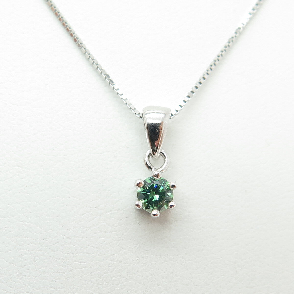 925 Sterling Silver Swarovski Green-Crystal Box Chain Necklace 16-18"