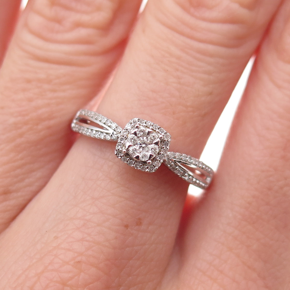 Sun 925 Sterling Silver Real Round-Cut Diamond Engagement Ring Size 7