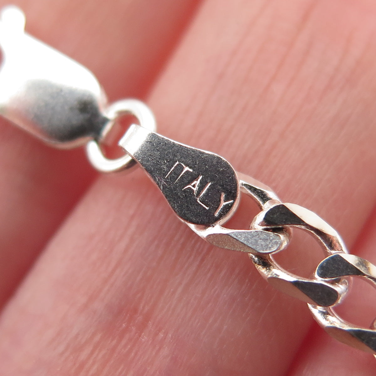 925 Sterling Silver Italy Figaro Link Bracelet 7"