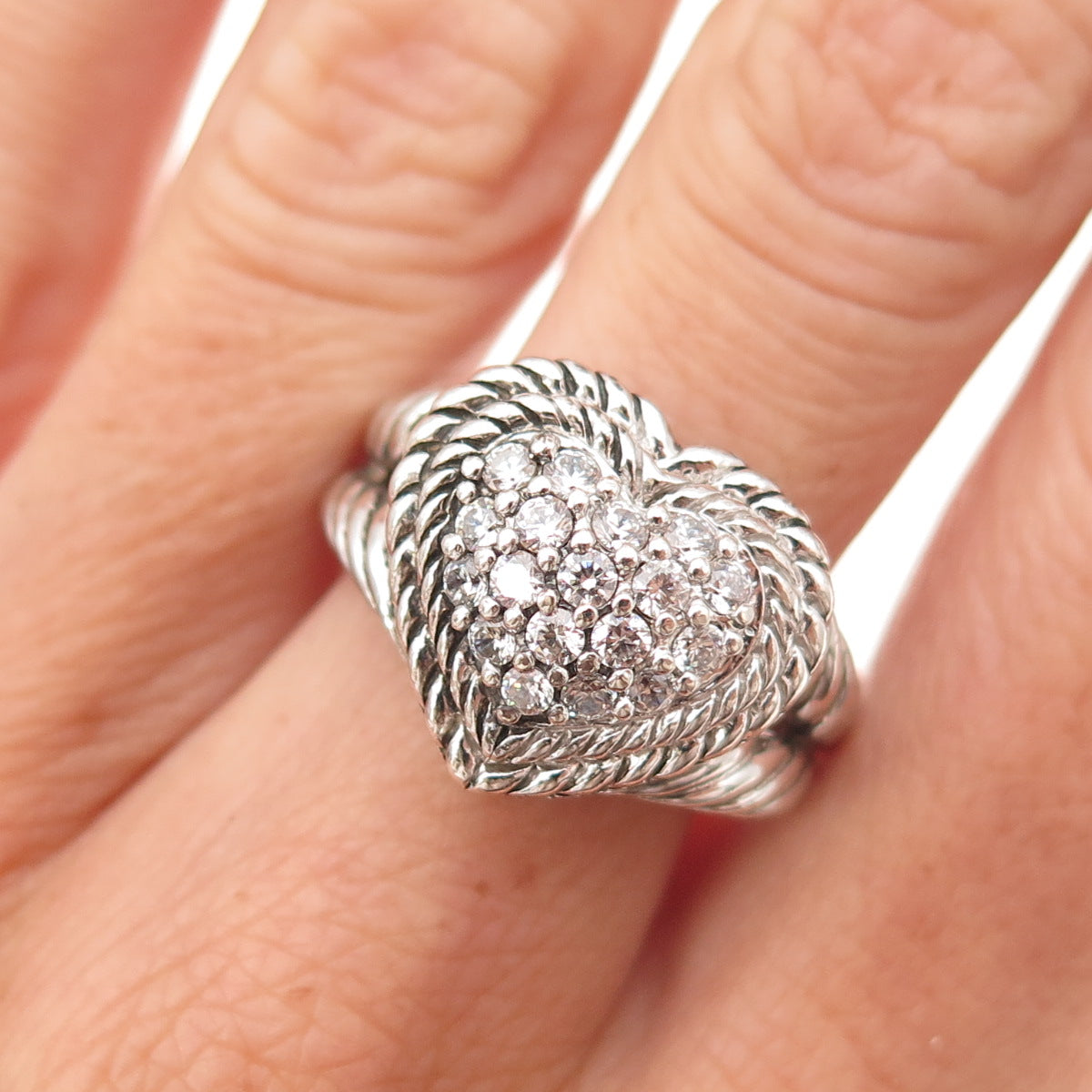 Judith Ripka 925 Sterling Silver Round-Cut C Z Heart Oxidized Ring Size 7