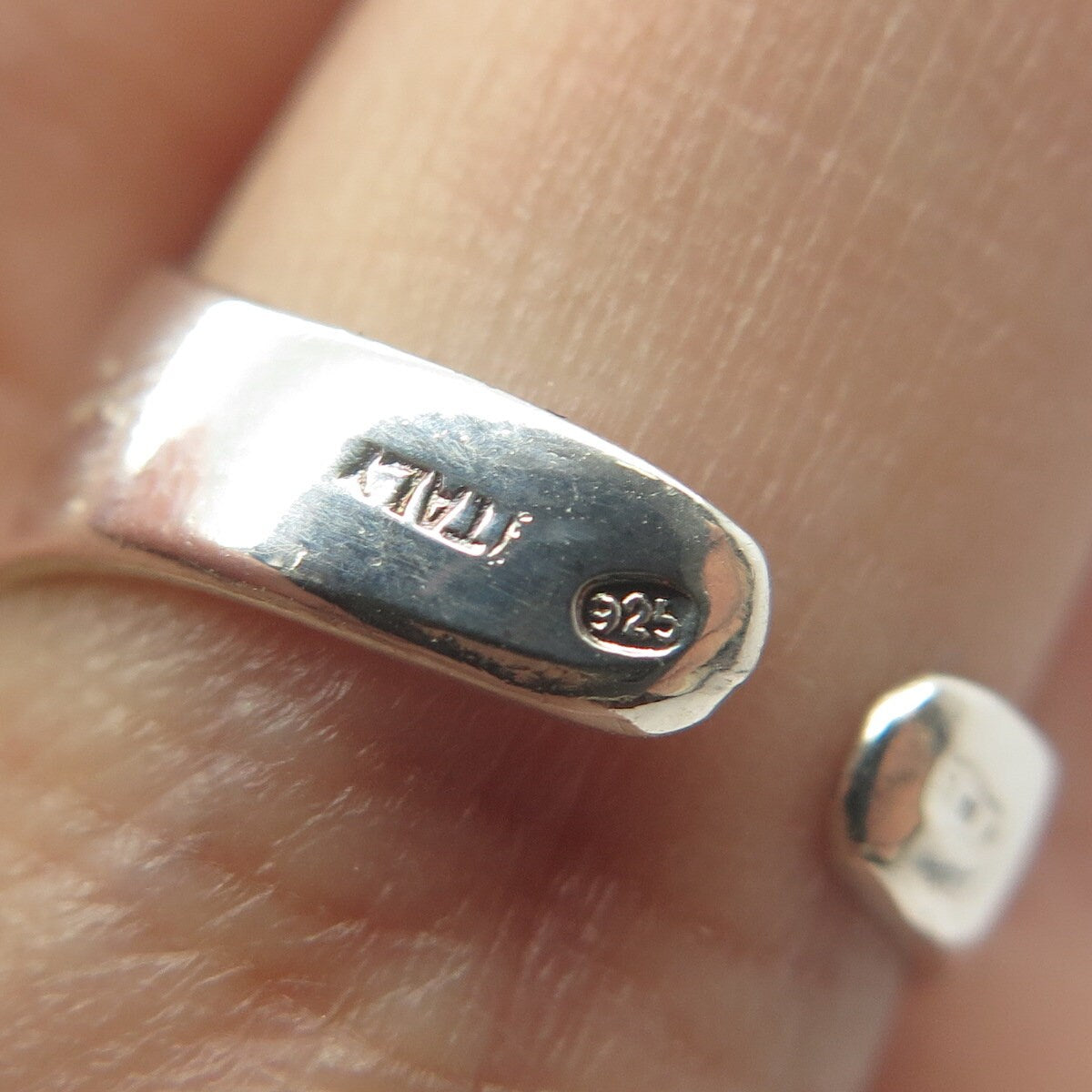 925 Sterling Silver Vintage Italy Enamel Adjustable Ring Size 5.25