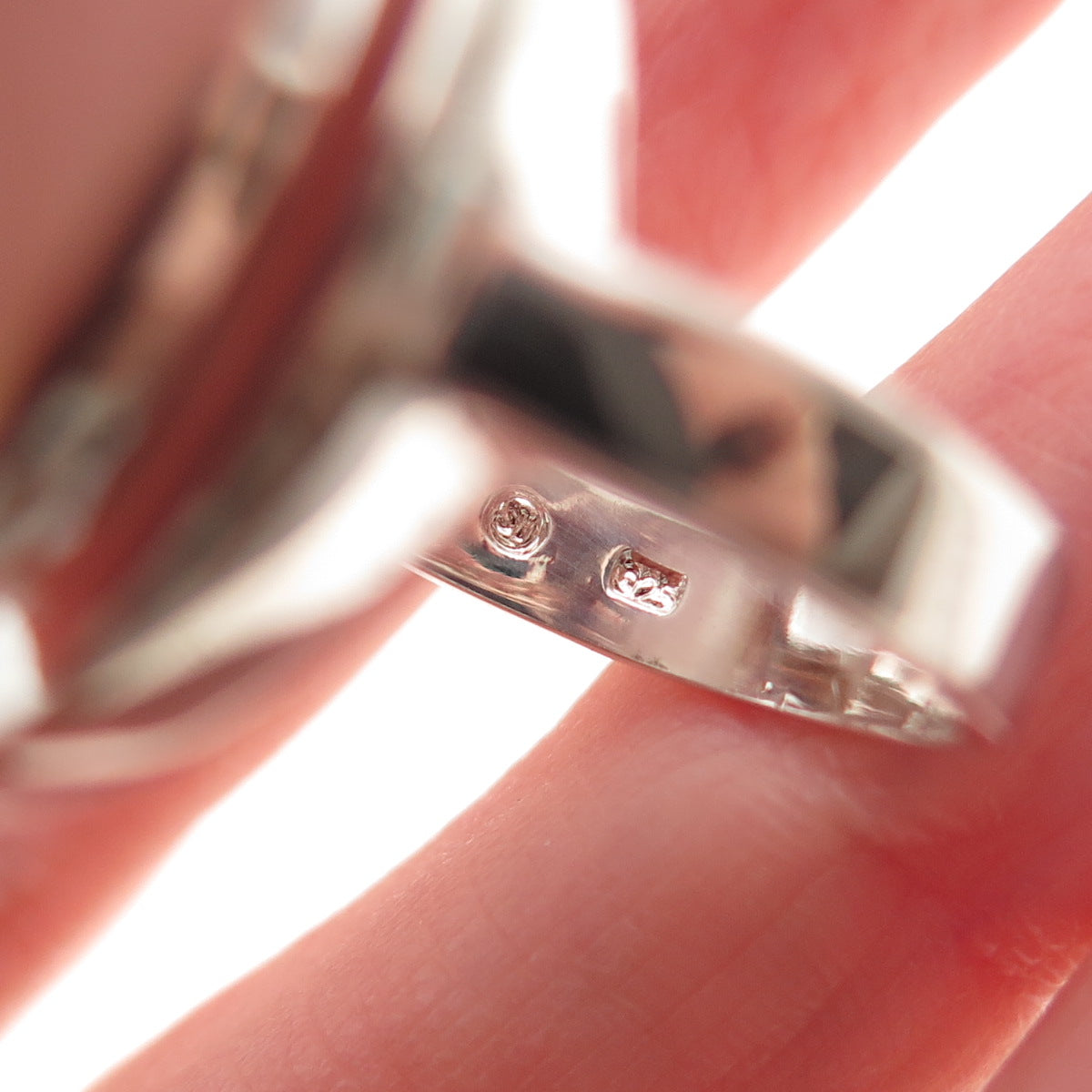 925 Sterling Silver Vintage Real MOP Modernist Ring Size 8
