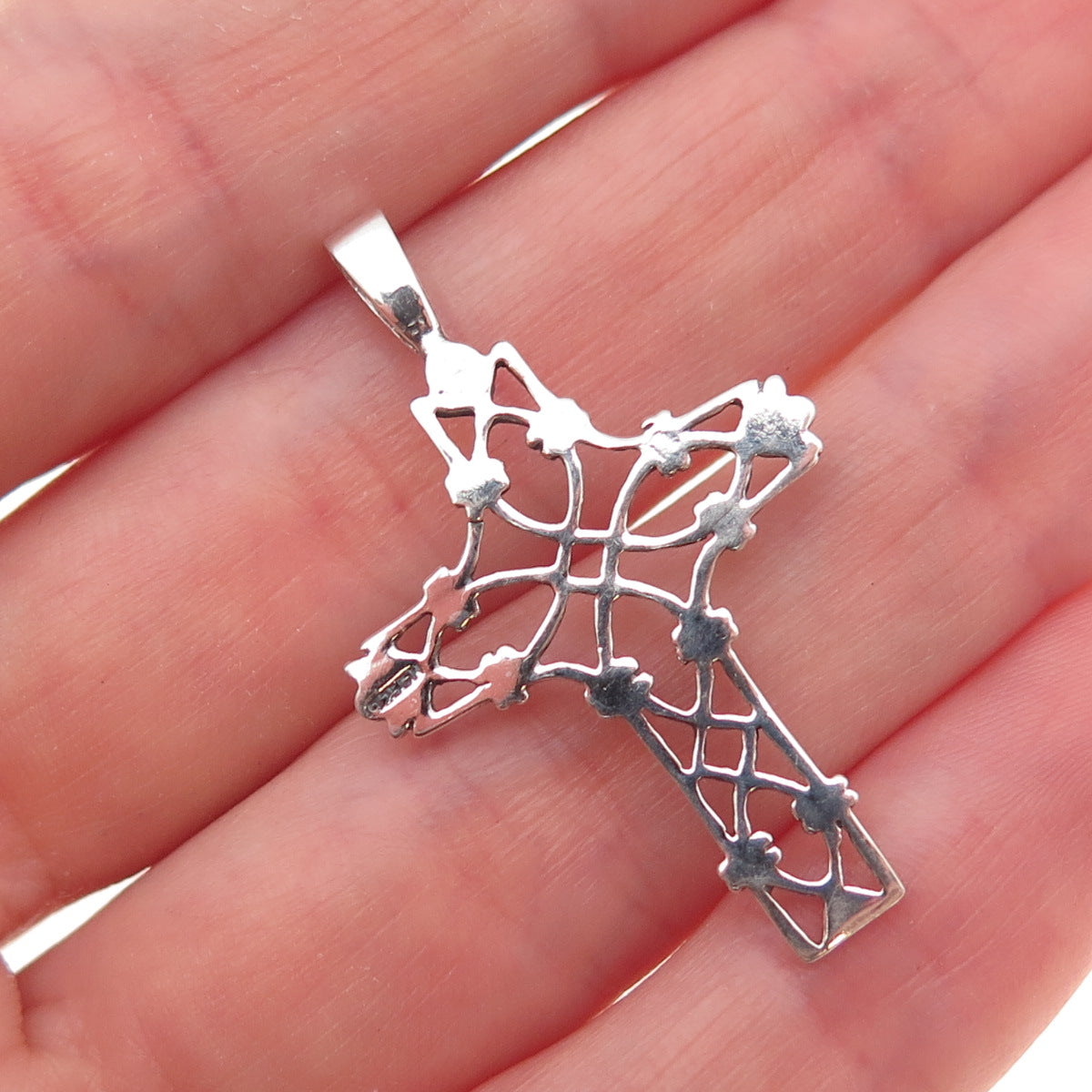 925 Sterling Silver Vintage Floral Cross Oxidized Charm Pendant