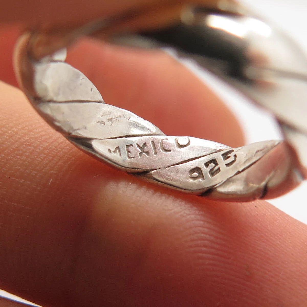 925 Sterling Silver Vintage Mexico Band Ring Size 7.25