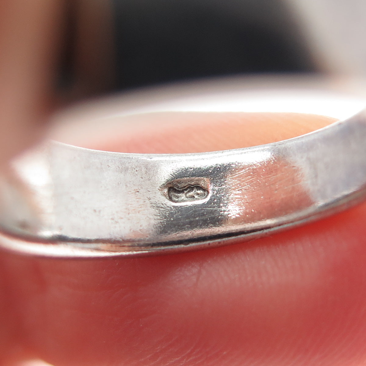 925 Sterling Silver Vintage Heart Oxidized Band Ring Size 7