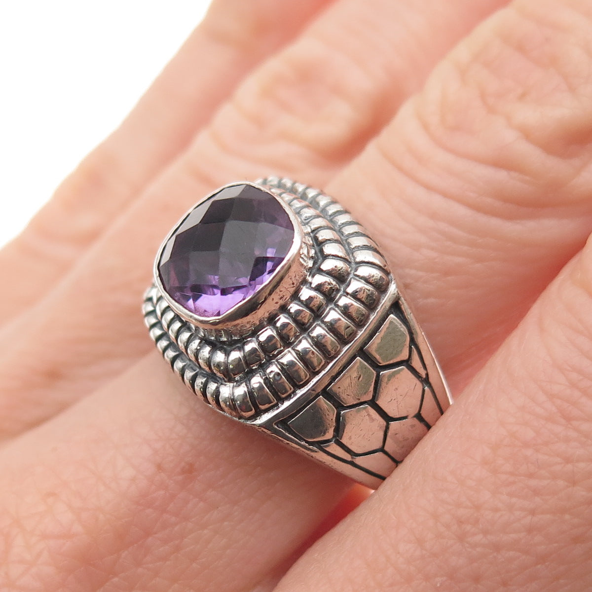 925 Sterling Silver Vintage Real Amethyst Honey Comb Oxidized Ring Size 7.25