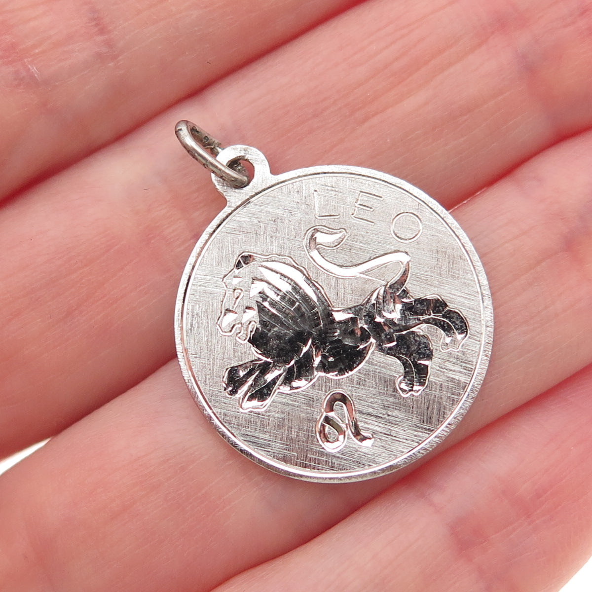 925 Sterling Silver Vintage Leo Zodiac Sign Charm Pendant