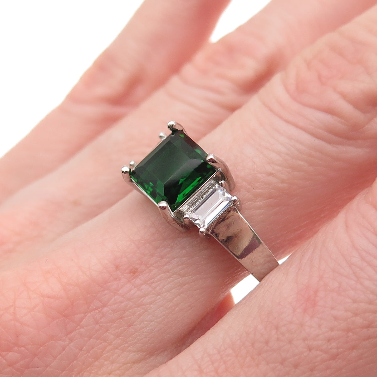 925 Sterling Silver Real Chrome Diopside & C Z Ring Size 10