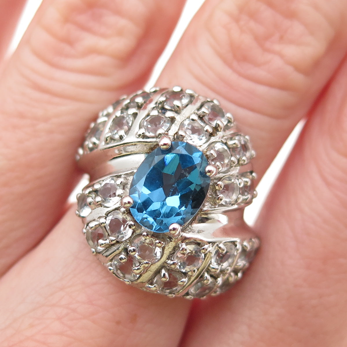 925 Sterling Silver Real Oval-Cut Blue & Round-Cut White Topaz Ring Size 8