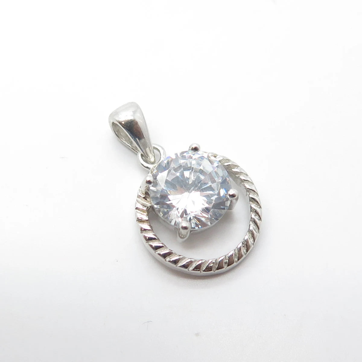 925 Sterling Silver Round-Cut Shaped C Z Pendant