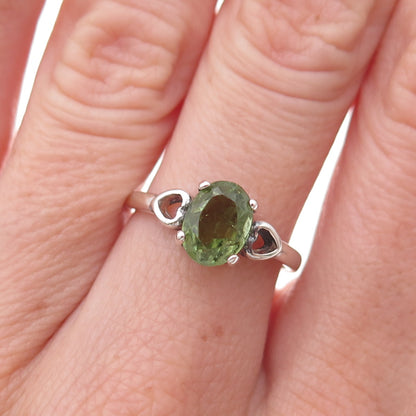 925 Sterling Silver Real Oval-Cut Peridot Heart Ring Size 6.25