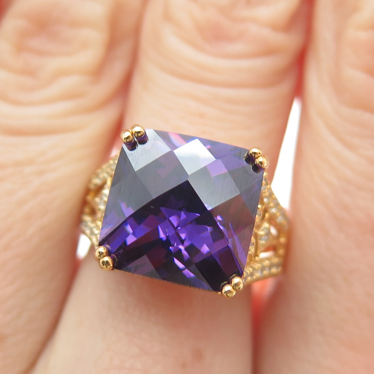 ROSS SIMONS 925 Sterling Silver Gold Plated Purple & White C Z Ring Size 7