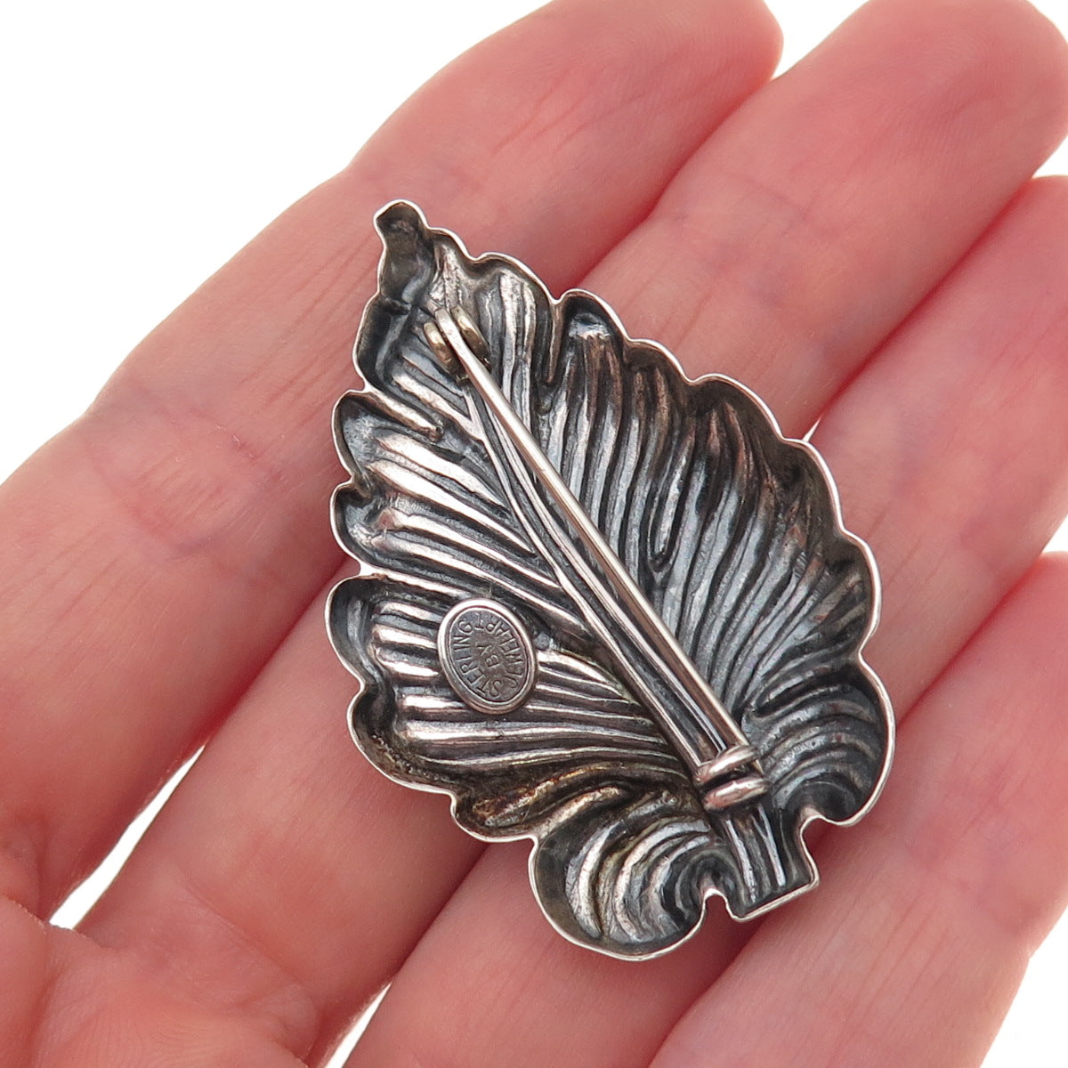 JewelArt 925 Sterling Silver Antique Art Deco Floral Leaf Reposse Pin Brooch