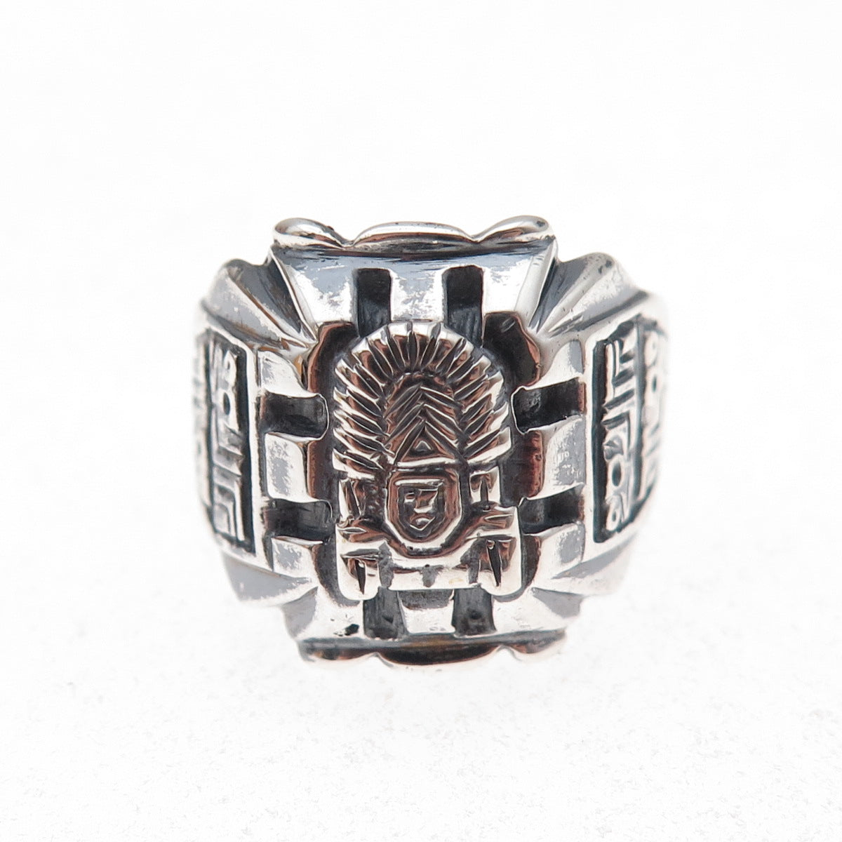 925 Sterling Silver Vintage Aztec Oxidized Ring Size 8.5