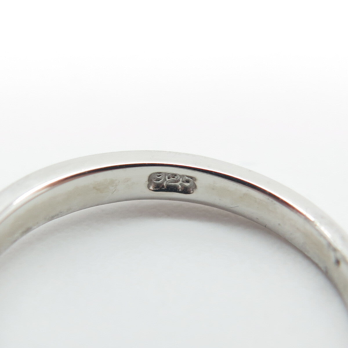 925 Sterling Silver Round-Cut Purple C Z Stackable Ring Size 5.75
