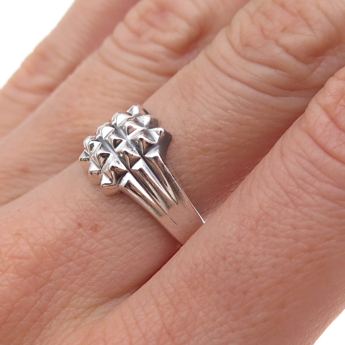 925 Sterling Silver Vintage Mexico Modernist Peak Oxidized Ring Size 7.5
