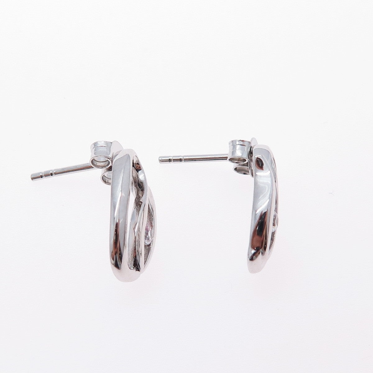 925 Sterling Silver Round-Cut C Z Floral Earrings