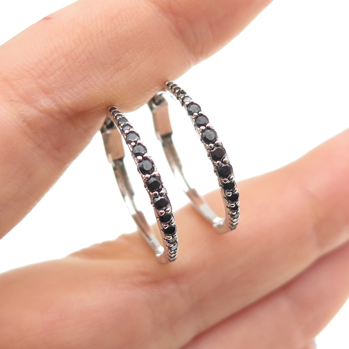 925 Sterling Silver Round-Cut Graduated Black C Z Hoop Earrings