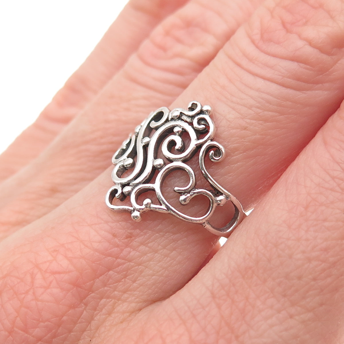 925 Sterling Silver Vintage Modernist Swirl Oxidized Ring Size 7.25