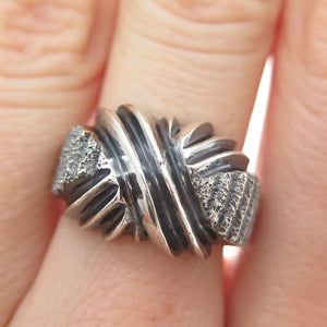 925 Sterling Silver Vintage Modernist Crisscross Oxidized Ring Size 7.25