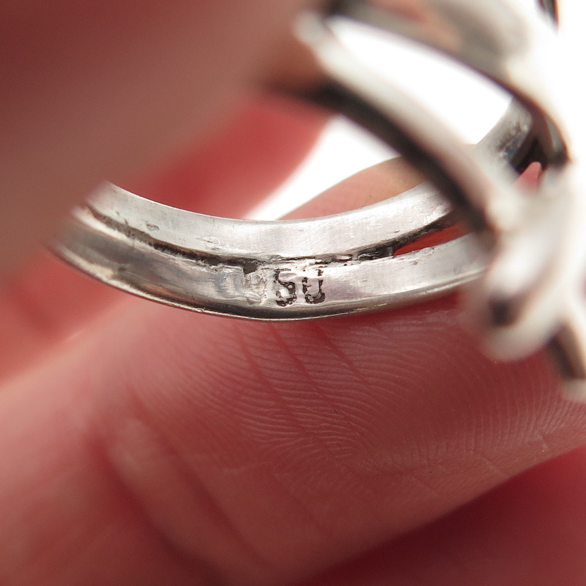 950 Silver Vintage Modernist Crisscross Ring Size 7