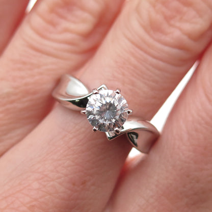 925 Sterling Silver Round-Cut C Z Engagement Bypass Ring Size 7.25