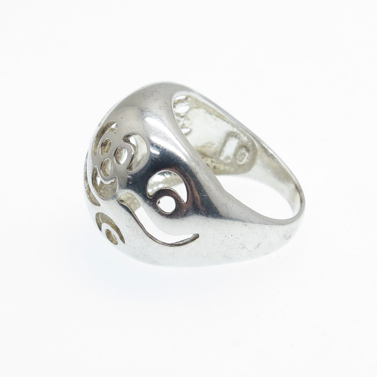 925 Sterling Silver Vintage Flower Dome Ring Size 7.5