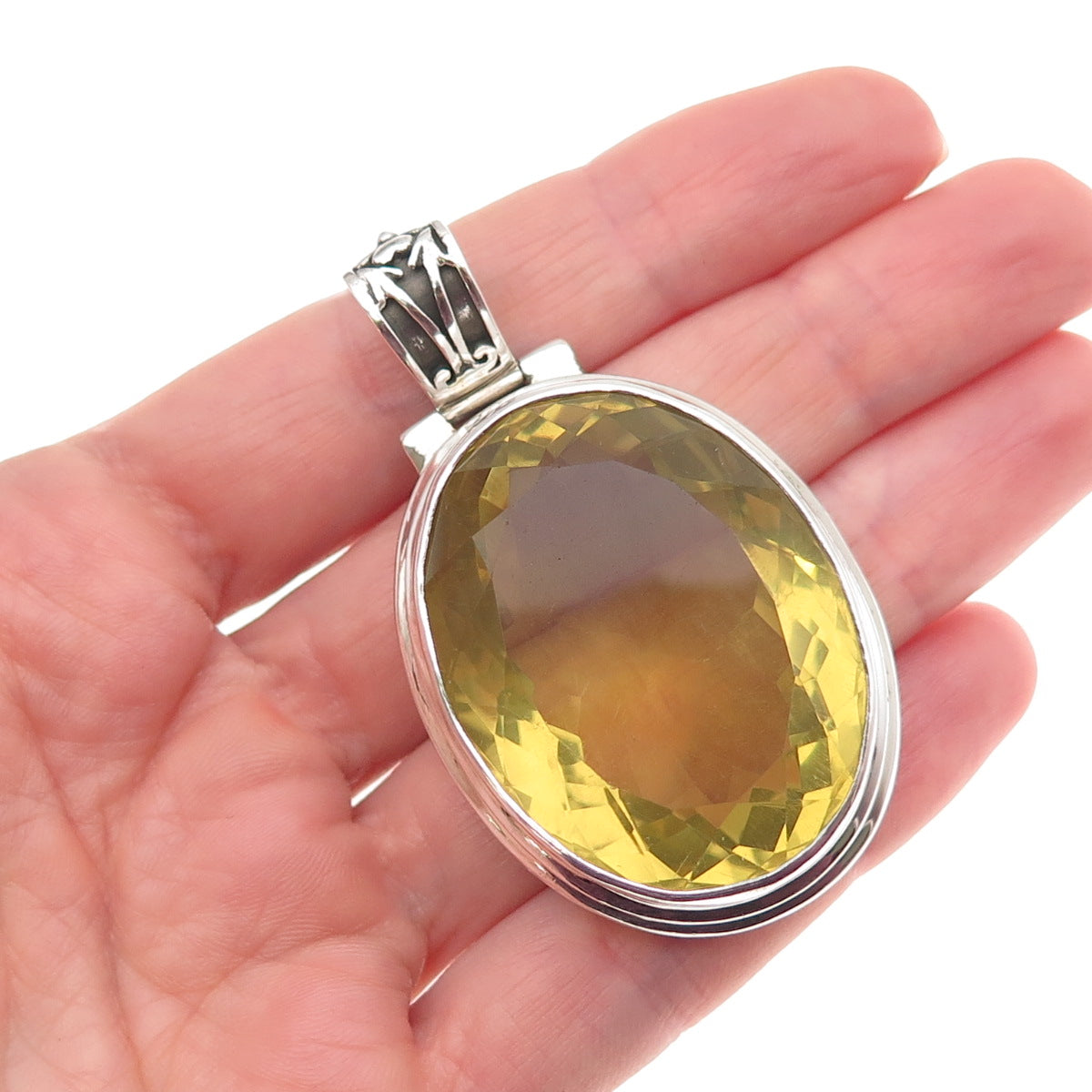 925 Sterling Silver Vintage Real Oval-Cut Lemon Quartz Oxidized Pendant