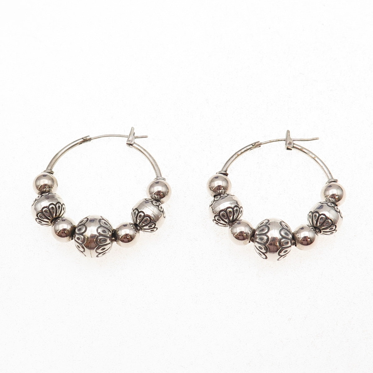 Carolyn Pollack Old Pawn 925 Sterling Silver Vintage Navajo Pearls Hoop Earrings