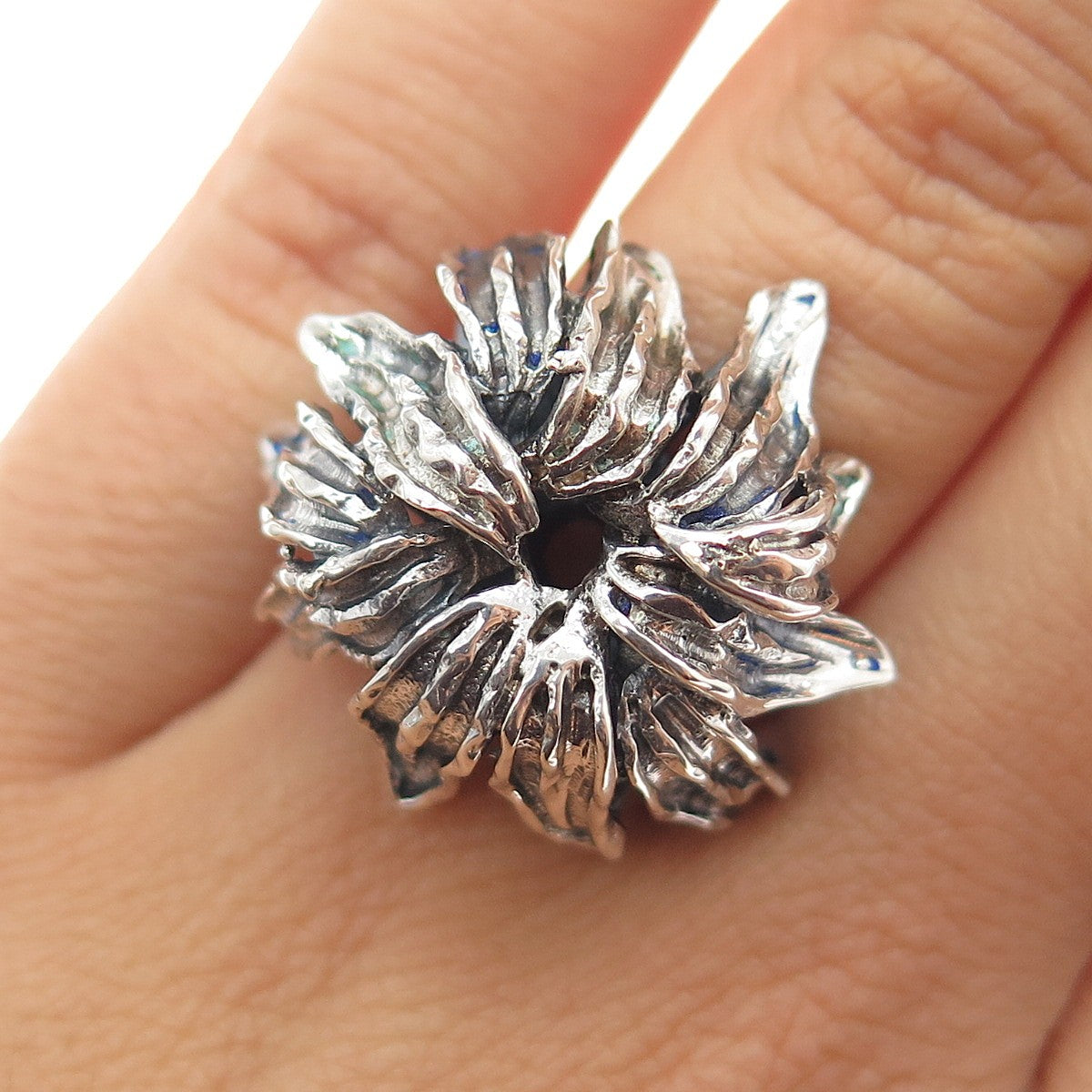 925 Sterling Silver Vintage Modernist Flower Oxidized Ring Size 6