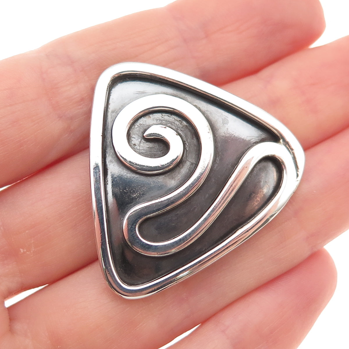 925 Sterling Silver Vintage Modernist Spiral Handwrought Oxidized Pin Brooch