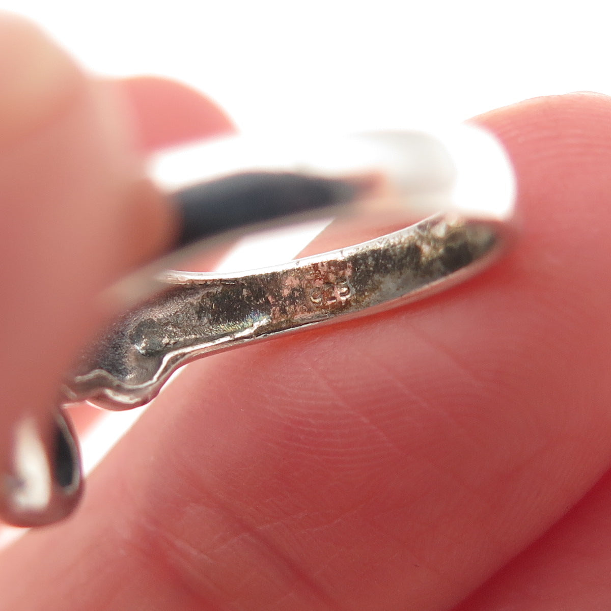 925 Sterling Silver Vintage Modernist Heart Oxidized Bypass Ring Size 5.75