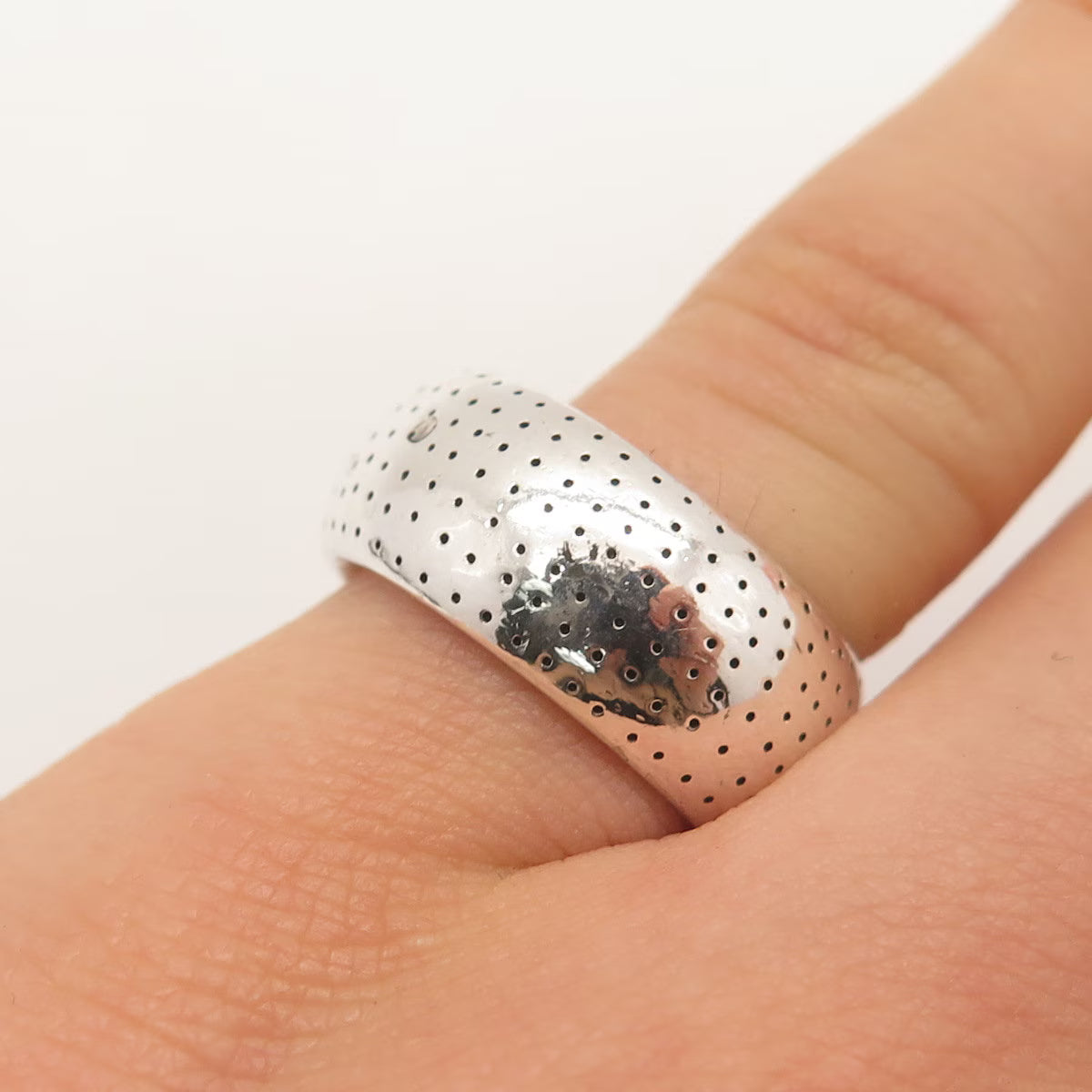 925 Sterling Silver Vintage Zina Dotted Band Ring Size 6