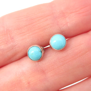 925 Sterling Silver Vintage Sleeping Beauty Turquoise Stud Earrings