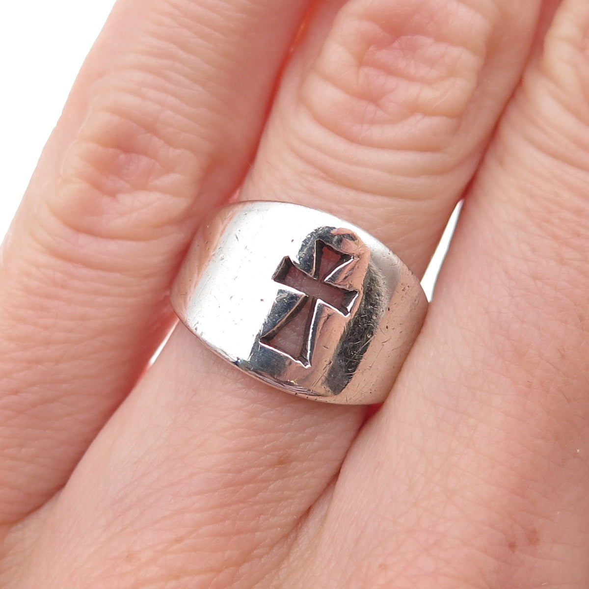 James Avery 925 Sterling Silver Vintage Cross Oxidized Ring Size 5