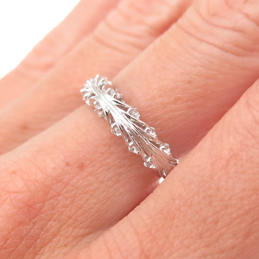 Jeulia 925 Sterling Silver Round-Cut C Z Ring Size 8