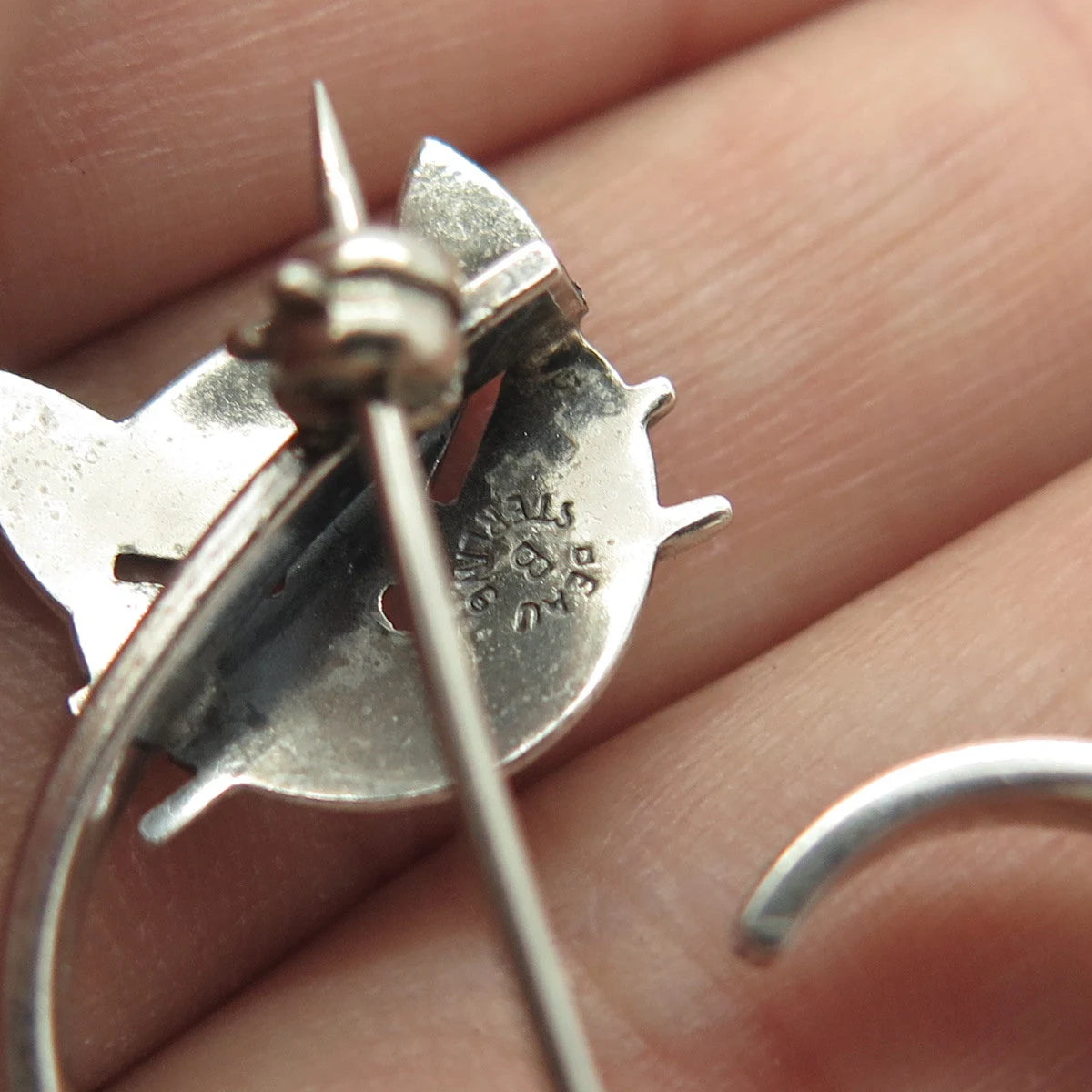 925 Sterling Silver Vintage BEAU Cat / Kitty Pin Brooch