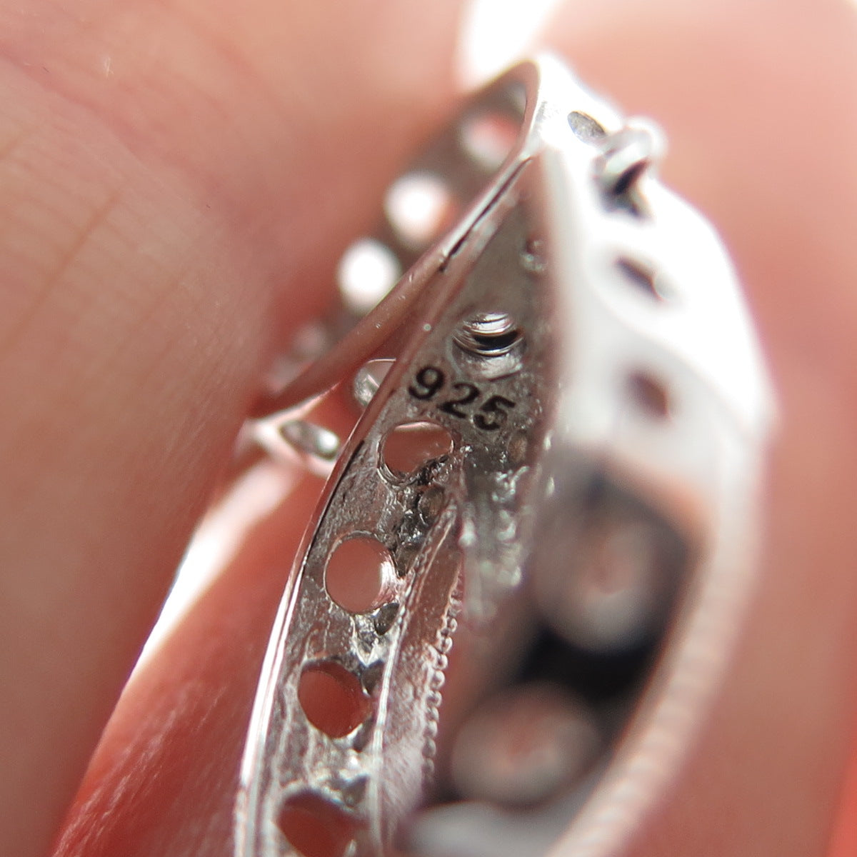 925 Sterling Silver Round-Cut C Z Graduated Heart Slide Pendant