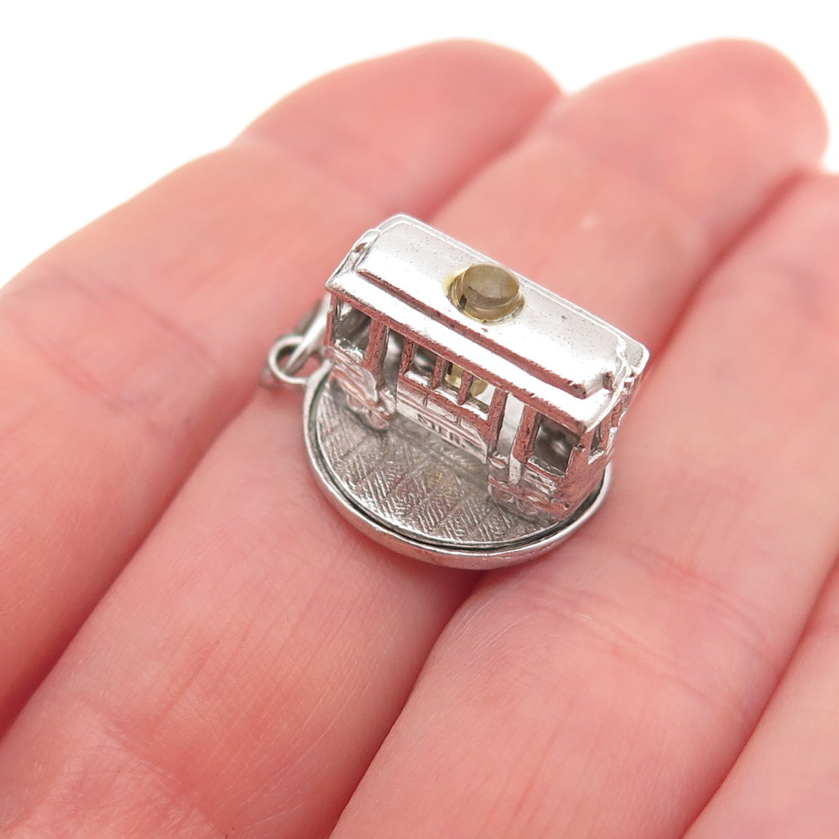 925 Sterling Silver Vintage Cable Car San Francisco 3D Rotating Charm Pendant