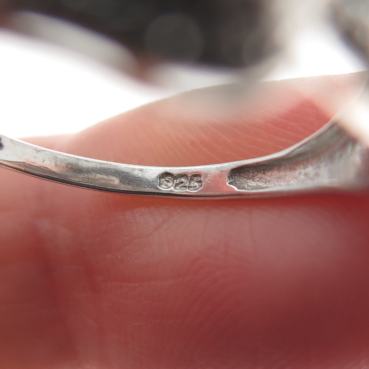 CHUCK CLEMENCY 925 Sterling Silver Real Round-Cut Diamond Ring Size 8.25