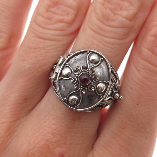 925 Sterling Silver Vintage Real Amethyst Floral Oxidized Poison Ring Size 7.5