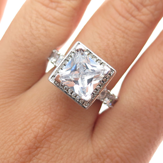 925 Sterling Silver Princess & Round-Cut C Z Engagement Ring Size 6.25