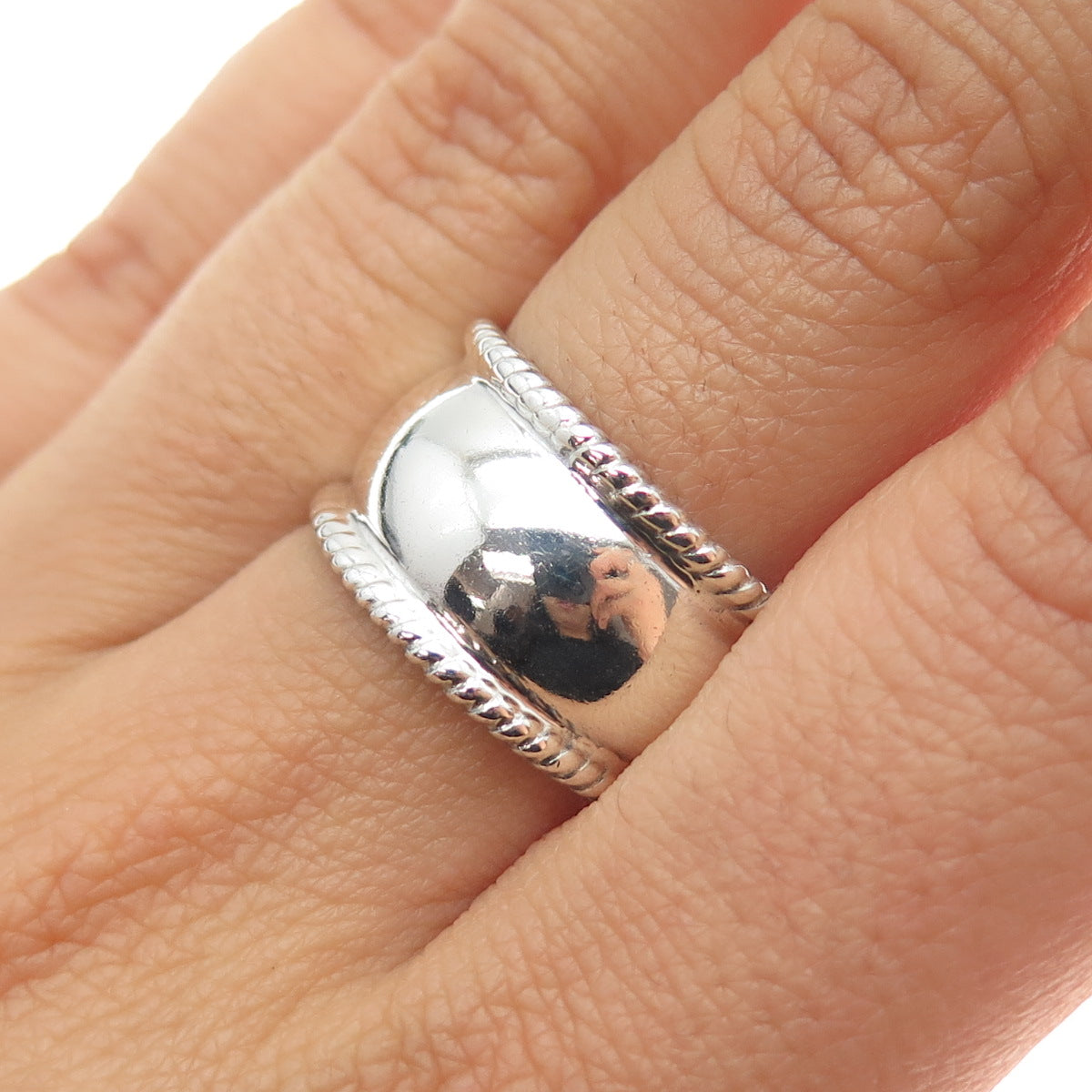 925 Sterling Silver Vintage Modernist Ring Size 8.25