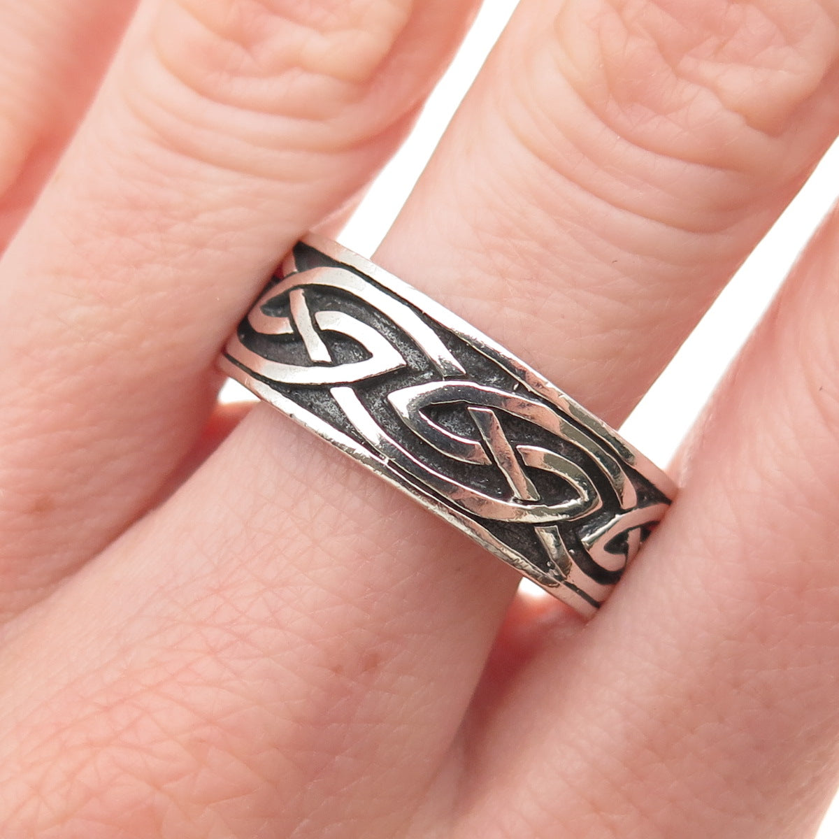 925 Sterling Silver Vintage Celtic Knot Oxidized Band Ring Size 12.25
