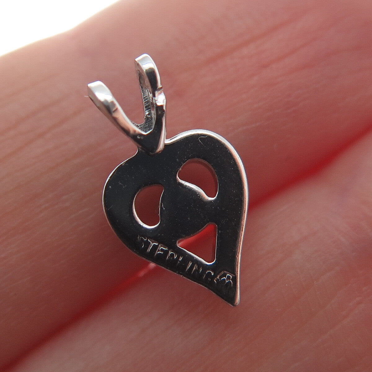 925 Sterling Silver Vintage Round-Cut Rhinestone Open Heart Minimalist Pendant