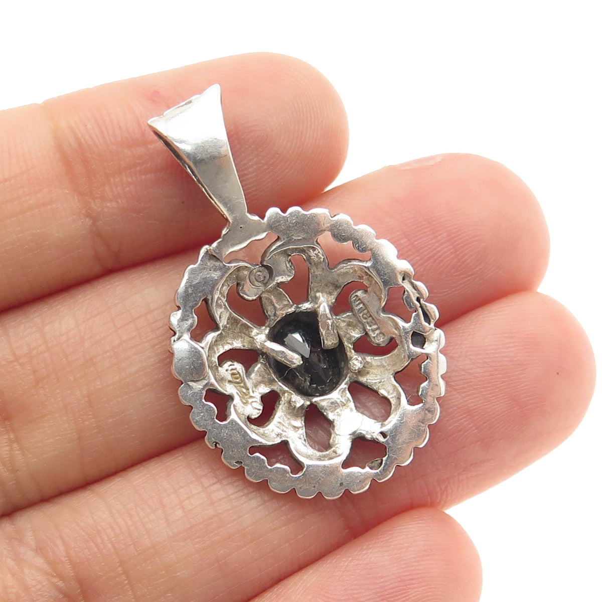 JEZLAINE 925 Sterling Silver Vintage Real Black Spinel Ornate Pendant