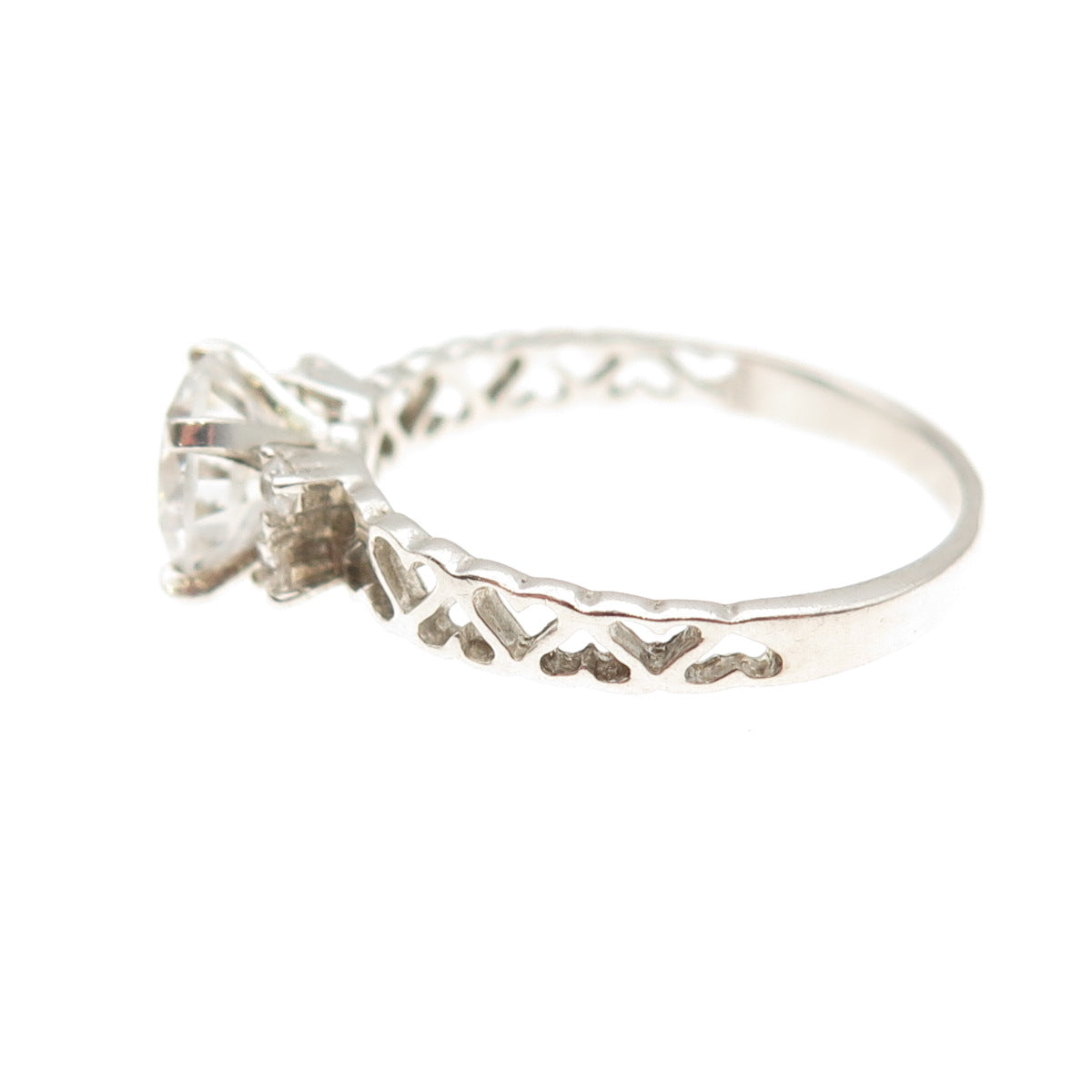 925 Sterling Silver Vintage Round-Cut C Z Heart Engagement Ring Size 7