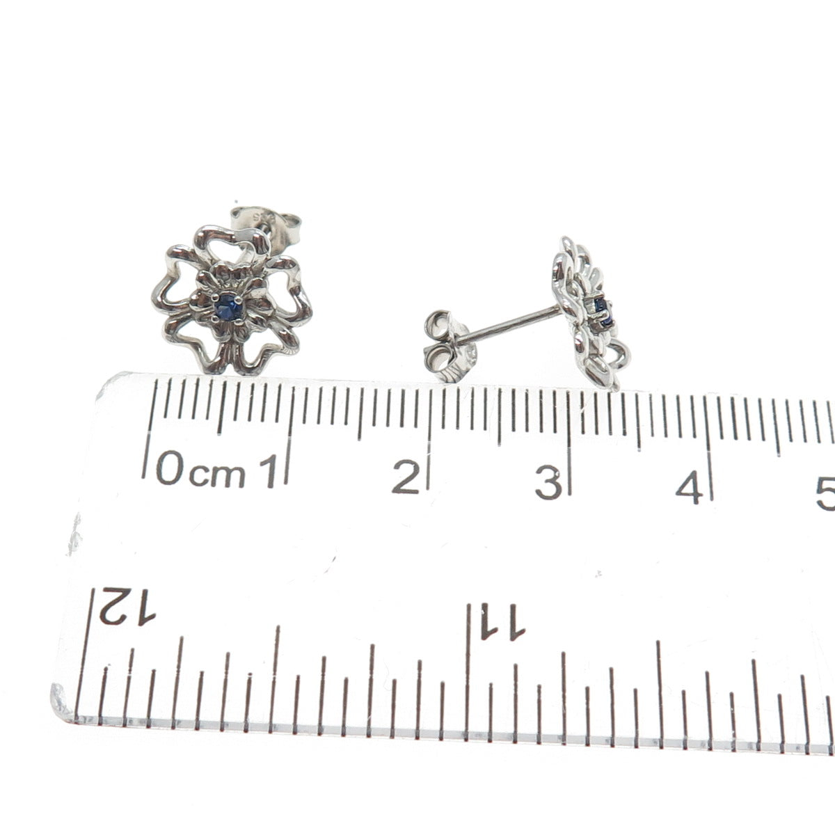 925 Sterling Silver Real Round-Cut Sapphire Flower Stud Earrings