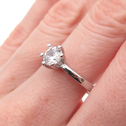 925 Sterling Silver Round-Cut C Z Engagement Ring Size 7.5