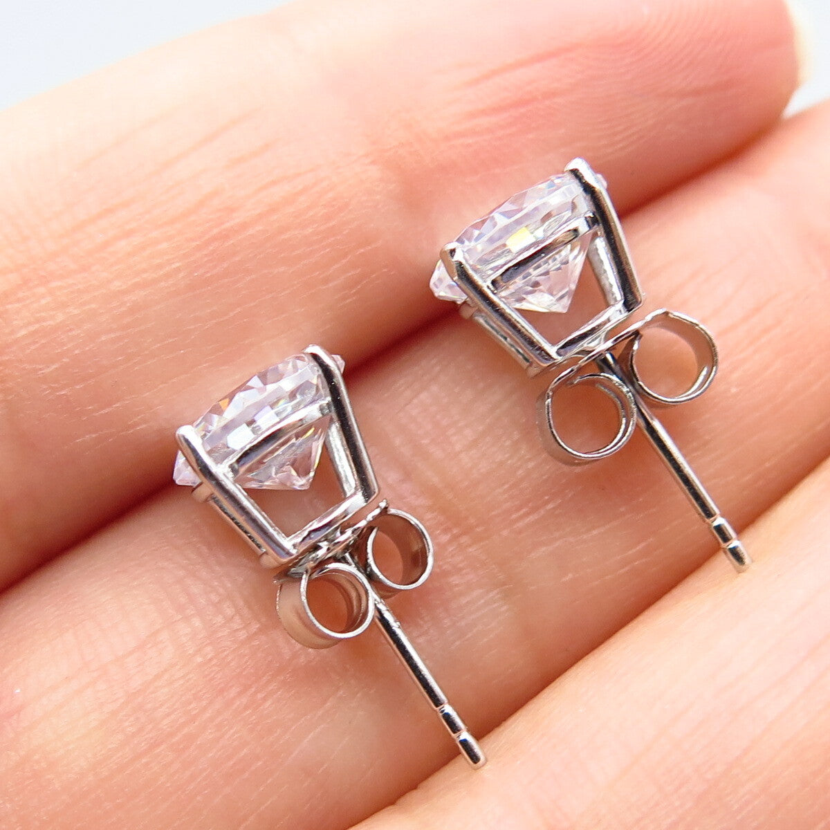 925 Sterling Silver Round-Cut C Z Stud Earrings